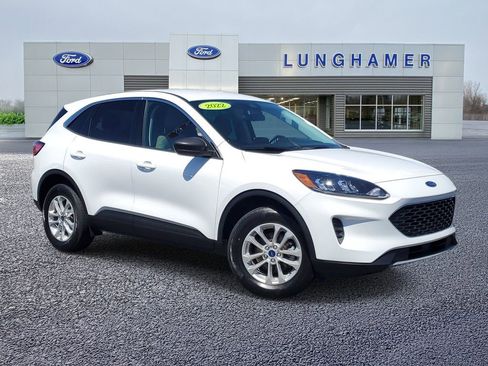 Used 2022 Ford Escape SE w/ Cold Weather Package AWD/4WD image 1