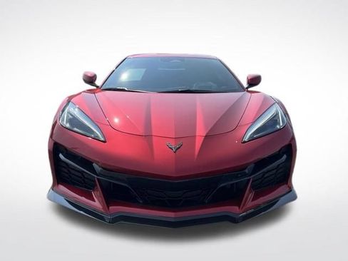 Used 2024 Chevrolet Corvette Z06 RWD image 2
