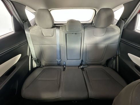 Used 2023 Hyundai Tucson SE AWD/4WD image 13