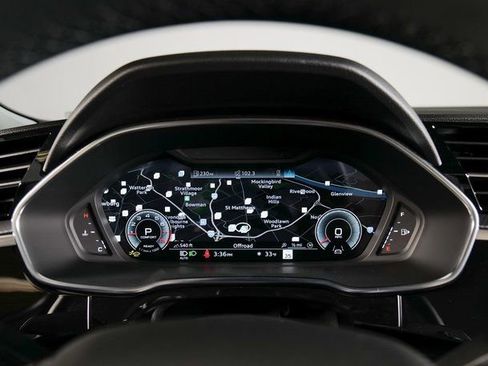 Used 2025 Audi Q3 2.0T Premium Plus w/ Premium Plus Package image 19