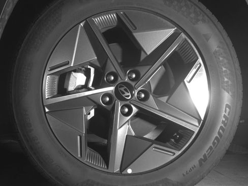 Used 2025 Hyundai Tucson SEL image 12