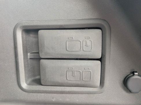 Used 2024 Chevrolet Equinox LT w/ LPO, Floor Liner Package image 27