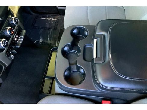 Used 2021 RAM 2500 Big Horn image 19