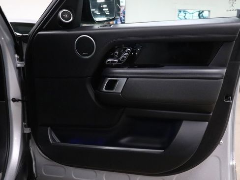 Used 2019 Land Rover Range Rover SV Autobiography Dynamic image 24