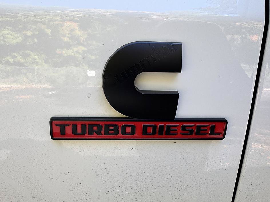 Used 2025 RAM 2500 Laramie AWD/4WD image 14