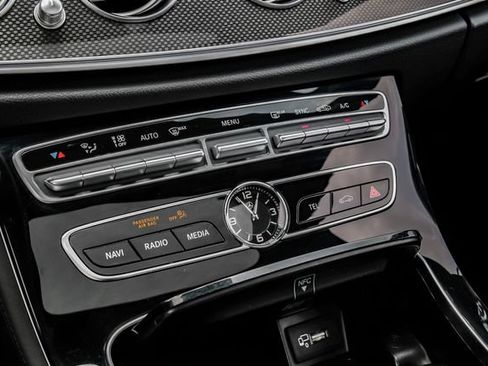 Used 2017 Mercedes-Benz E 43 AMG 4MATIC Sedan image 33