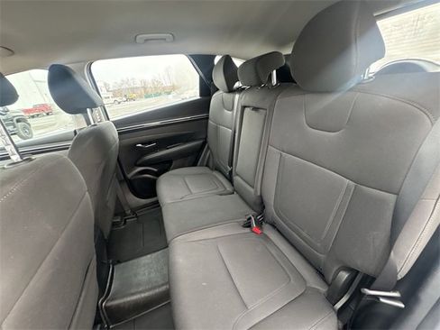 Used 2023 Hyundai Tucson SE image 26