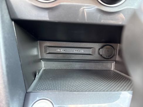 Used 2023 Volkswagen Tiguan S FWD image 39