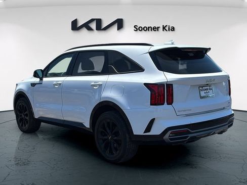Used 2023 Kia Sorento SX AWD/4WD image 4
