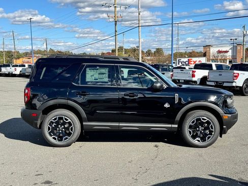 New 2025 Ford Bronco Sport Outer Banks image 21