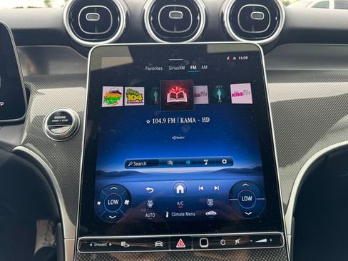 Used 2025 Mercedes-Benz GLC 300 image 26