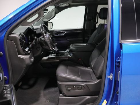 Used 2022 Chevrolet Silverado 1500 LTZ w/ LTZ Premium Package AWD/4WD image 14