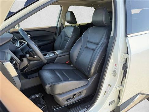 Used 2023 Nissan Rogue SL w/ SL Premium Package FWD image 11