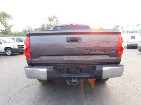 Used 2016 Toyota Tundra SR5 w/ TRD Off Road Package AWD/4WD image 31