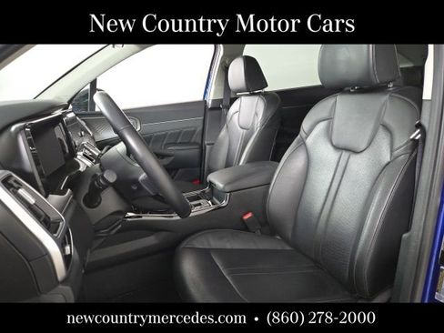 Used 2022 Kia Sorento SX AWD/4WD image 12