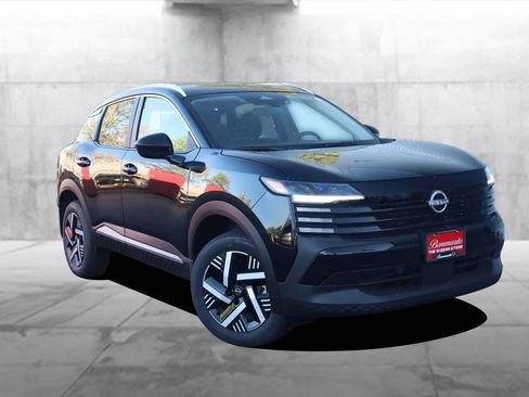 New 2026 Nissan Kicks SV FWD image 2