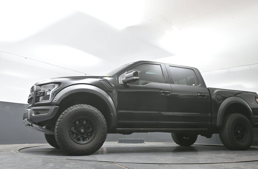Used 2018 Ford F150 Raptor w/ Equipment Group 802A Luxury AWD/4WD image 69