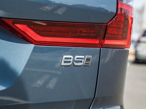 New 2026 Volvo XC60 B5 Plus w/ Climate Package image 8