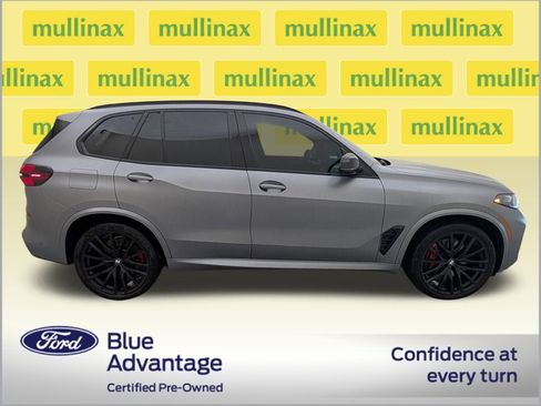Used 2024 BMW X5 M60i image 2