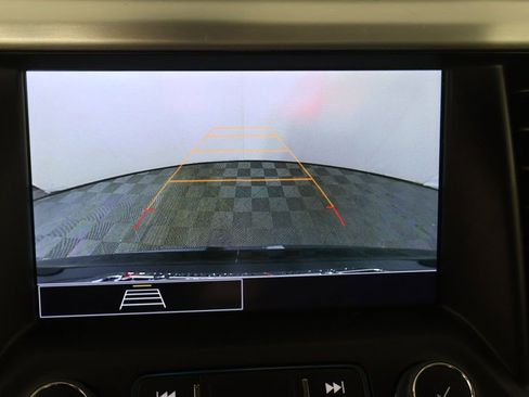 Used 2023 GMC Acadia SLE w/ Driver Convenience Package image 45