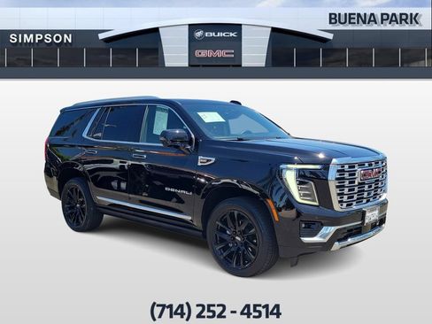 Used 2026 GMC Yukon Denali w/ Sun & Power Step Package AWD/4WD image 2