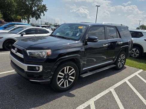 Used 2018 Toyota 4Runner Limited AWD/4WD image 14