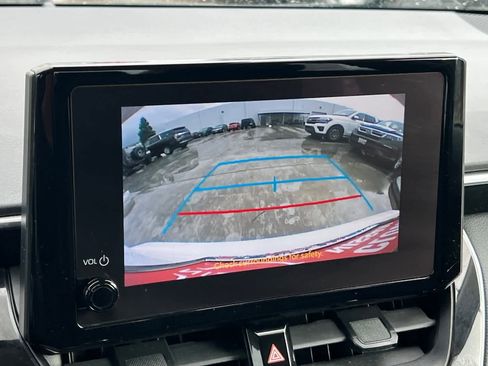 Used 2023 Toyota Corolla LE image 21