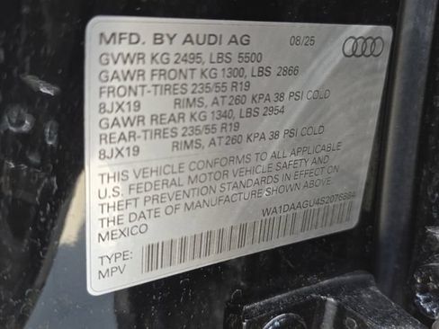 Used 2025 Audi Q5 Premium w/ Convenience Package AWD/4WD image 39