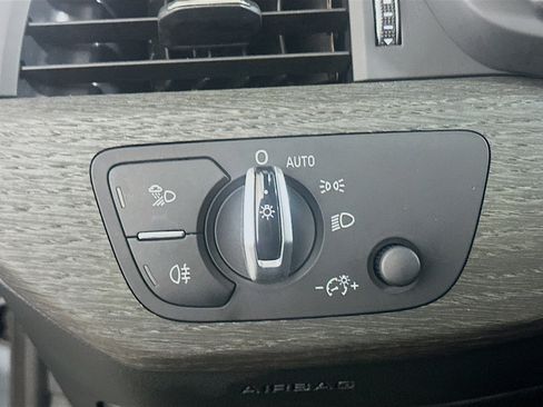 Used 2017 Audi A4 2.0T Premium w/ Convenience Package image 16