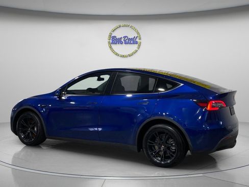 Used 2020 Tesla Model Y Long Range AWD/4WD image 3