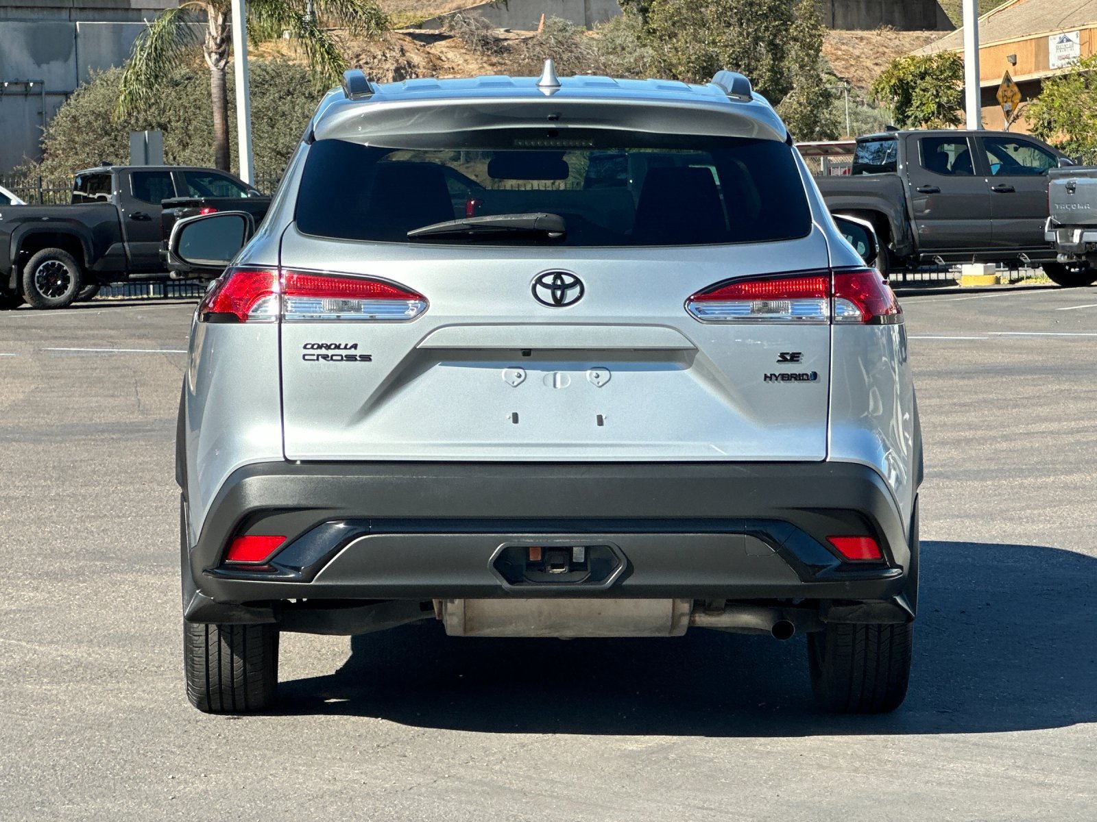 Used 2023 Toyota Corolla Cross AWD Hybrid image 4