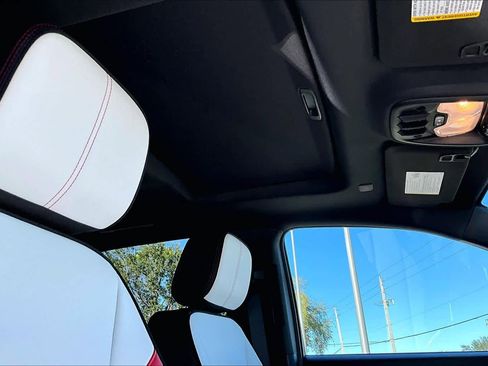 Used 2024 GMC Canyon AT4X image 12