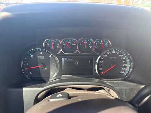 Used 2016 Chevrolet Tahoe LT w/ Luxury Package RWD image 11