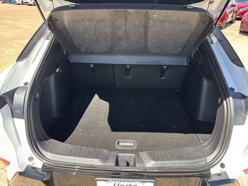 Used 2025 Buick Envista Sport Touring image 30