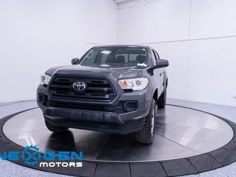 Used 2019 Toyota Tacoma SR image 25