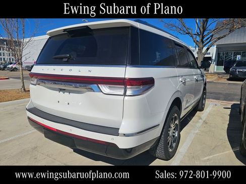 Used 2023 Lincoln Navigator Reserve image 6