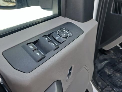 Used 2017 Ford F250 XLT image 13