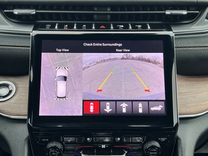 Used 2025 Jeep Grand Cherokee Summit