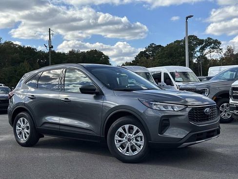 New 2026 Ford Escape Active image 8