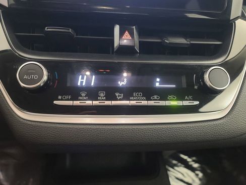 Used 2024 Toyota Corolla LE image 34