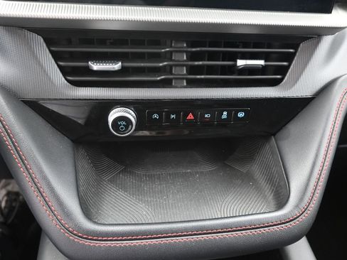 Used 2025 Ford Explorer ST-Line image 28