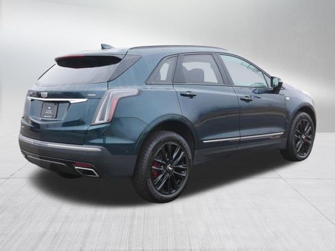 Used 2025 Cadillac XT5 Sportv w/ LPO, Bronce Accent Package AWD/4WD image 6