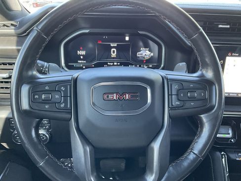 Used 2022 GMC Sierra 1500 AT4X image 10