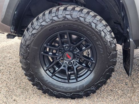 Used 2021 Toyota Tacoma TRD Pro AWD/4WD image 7