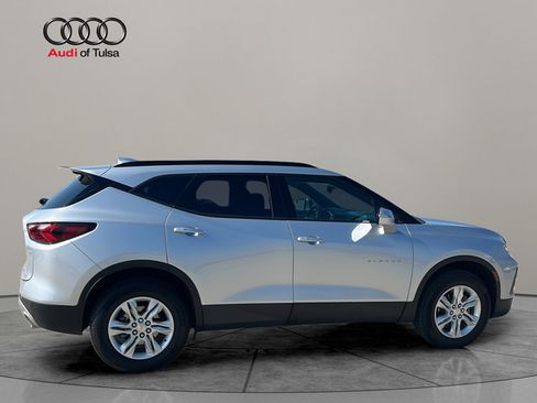 Used 2022 Chevrolet Blazer LT FWD image 8