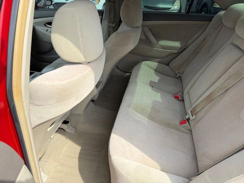 Used 2010 Toyota Camry FWD image 12