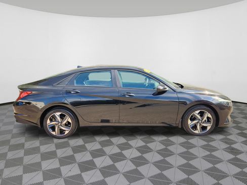 Certified 2023 Hyundai Elantra SEL w/ Convenience Package FWD image 6