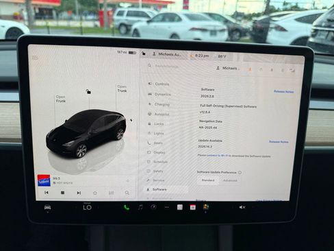 Used 2023 Tesla Model Y Long Range AWD/4WD image 15