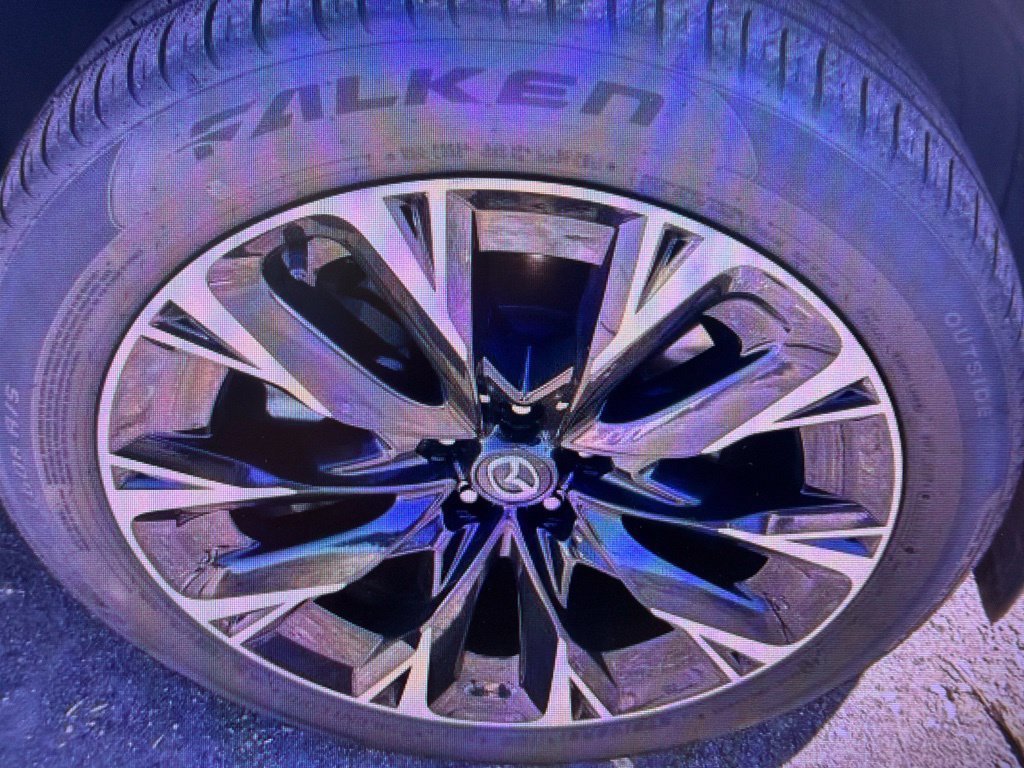 Used 2024 MAZDA CX-90 Plug-In Hybrid w/ Premium Plus AWD/4WD image 19