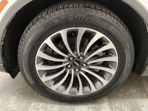 Used 2021 Lincoln Aviator Reserve w/ Equipment Group 201A image 9